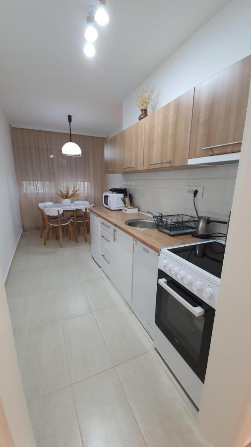 Apartman 8 فردنيك المظهر الخارجي الصورة